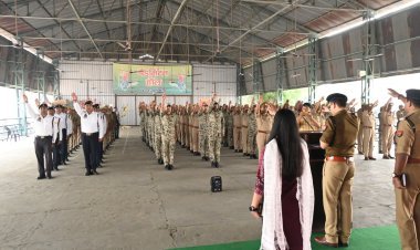 मेरठ : पुलिस अधीक्षक जनपद मेरठ द्वारा राष्ट्रीय एकता की शपथ दिलाई 