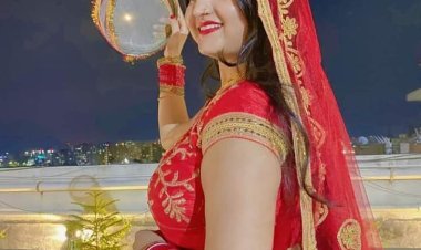 करवा चौथ व्रत में सुहागिनों ने चंद्रमा को दिया अर्घ्य,गौरी गणेश का पूजन कर पति की लम्बी उम्र की कामना की