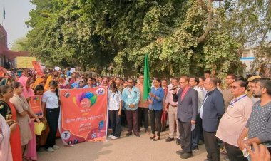 धौलपुर : वोट करूंगी, तभी तो बढूंगी की थीम पर मतदाताओं को जागरूक करने हेतु महिला मार्च का हुआ आयोजन  