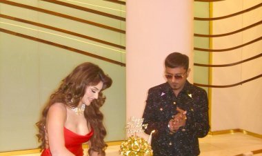 उर्वशी रौतेला ने अपने जन्मदिन पर बनाया विश्व रिकॉर्ड, 'लव डोज 2' के सेट पर यो यो हनी सिंह द्वारा उपहार में दिया गया 3 करोड़ का असली 24 कैरेट सोने का केक काटा!