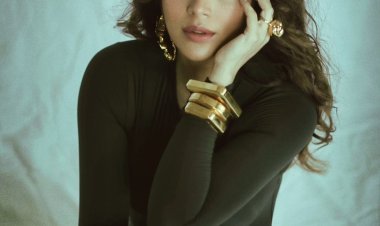 अल्टीमेट हॉटी:शमा सिकंदर अपने 'डार्क एंड सेंसुअस' ब्लैक अवतार में बेहद हॉट लग रही हैं,हैरान हैं हम