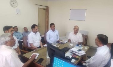 बजरी के अवैध खनन, परिवहन और भण्डारण के खिलाफ सघन जांच व कार्यवाही के लिए 27 टीमें गठित— मुख्यालय स्तर पर एडीएम विजिलेंस और स्थानीय स्तर पर एडीएम क्षेत्र करेंगे मॉनिटरिंग  