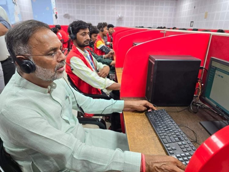 जयपुर डिस्कॉम के केन्द्रीकृत कॉल सेंटर का आकस्मिक निरीक्षण, उपभोक्ताओं की शिकायतों का संवेदनशीलता एवं तत्परता से हो निराकरण - ऊर्जा मंत्री  