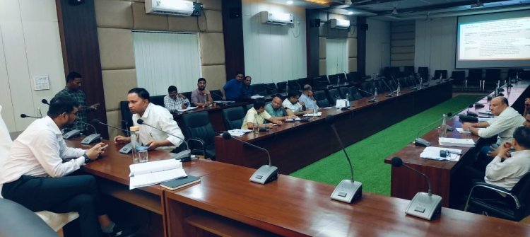 धौलपुर में धरती आबा अभियान की प्रगति की समीक्षा हेतु एक महत्वपूर्ण बैठक का आयोजन किया गया। इस बैठक की अध्यक्षता मुख्य कार्यकारी अधिकारी, जिला परिषद् द्वारा की गई  