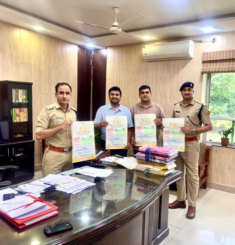 धौलपुर : मानसिक स्वास्थ्य गतिविधियों के तहत जिला पुलिस अधीक्षक ने किया पोस्टर विमोचन