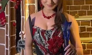 उर्वशी रौतेला ने इस क्रिसमस को बेहद निजी और पारिवारिक अंदाज़ में मनाया