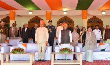 जयपुर में 77वें गणतंत्र दिवस का राज्य स्तरीय समारोह आयोजित उत्साह, उमंग और उल्लास से मनाया गया गणतंत्र दिवस- राज्यपाल श्री बागडे ने "विकसित भारत- विकसित राजस्थान" के निर्माण में सभी को अपनी सक्रिय भूमिका निभाने का किया आह्वान 